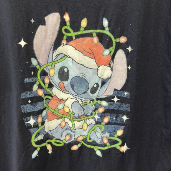 Disney Stitch Christmas Tangled Lights T-Shirt Navy Blue Women's Size XL - Picture 2 of 8